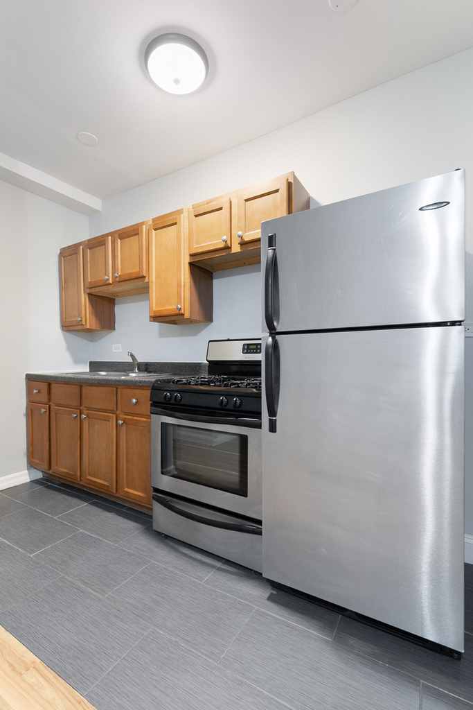 5860 N Kenmore Avenue - Photo 3