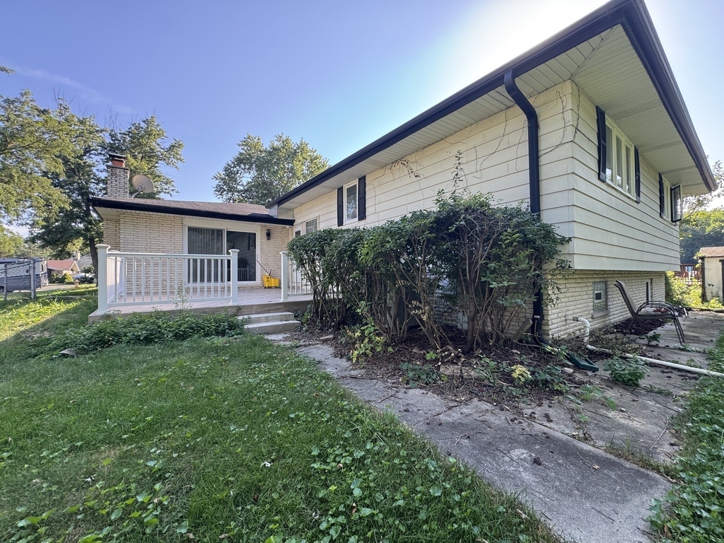 17w154 Terry Trail - Photo 28