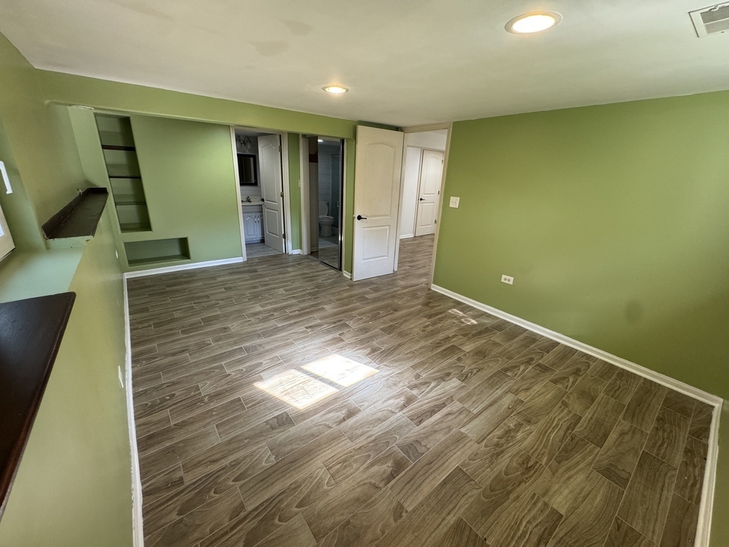 17w154 Terry Trail - Photo 23