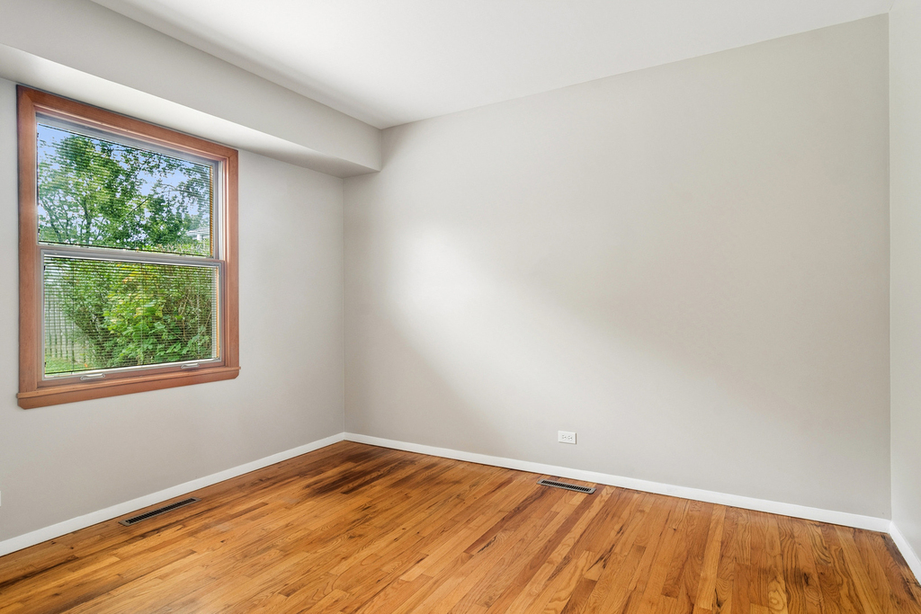 1525 N Patton Avenue - Photo 9