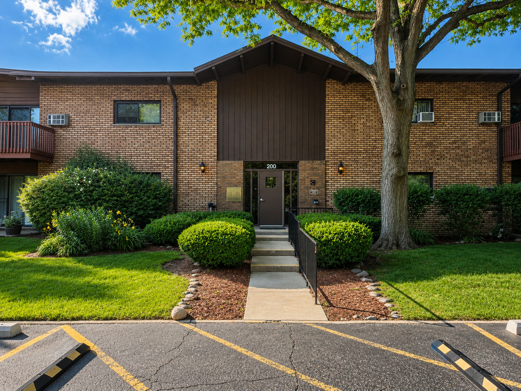 200 Willow Lane - Photo 0
