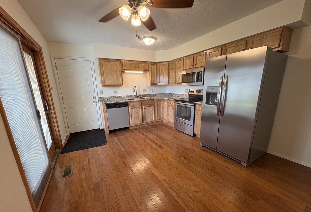 1901 Kenny Avenue - Photo 5