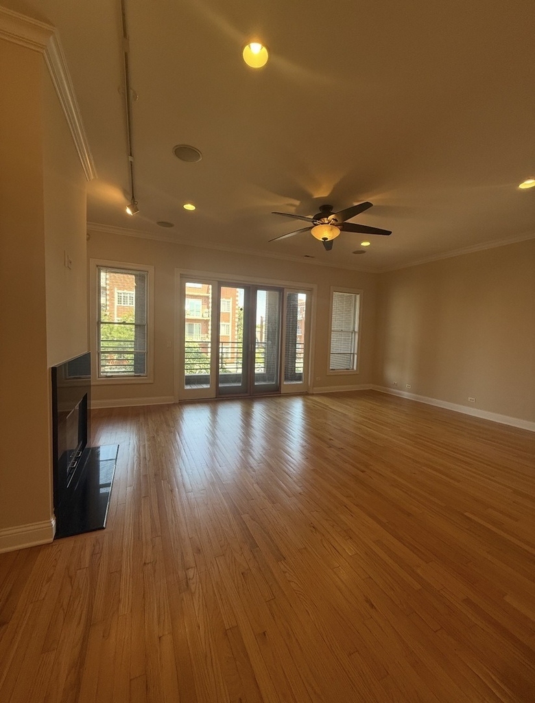 2903 W Irving Park Road - Photo 2