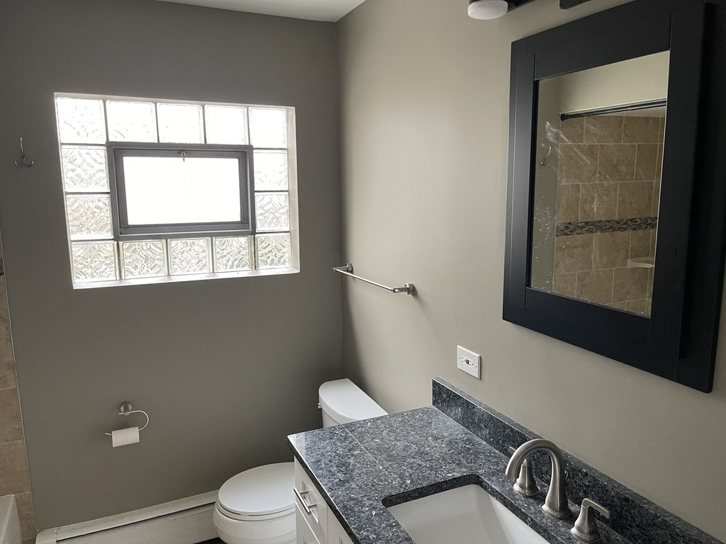 5259 N Leamington Avenue - Photo 10