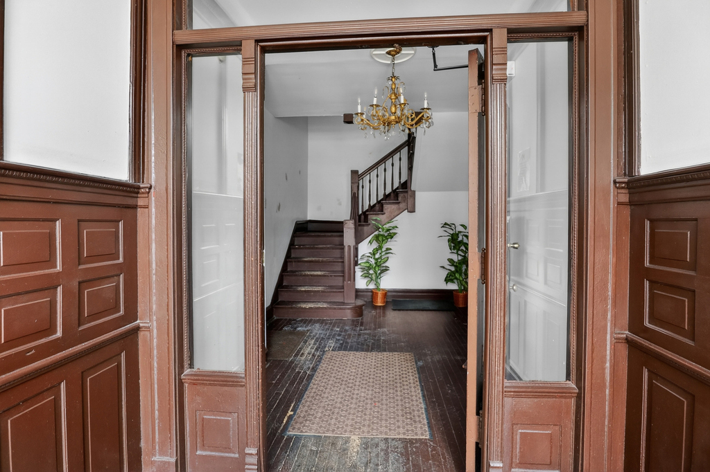 4622 S Calumet Avenue - Photo 2
