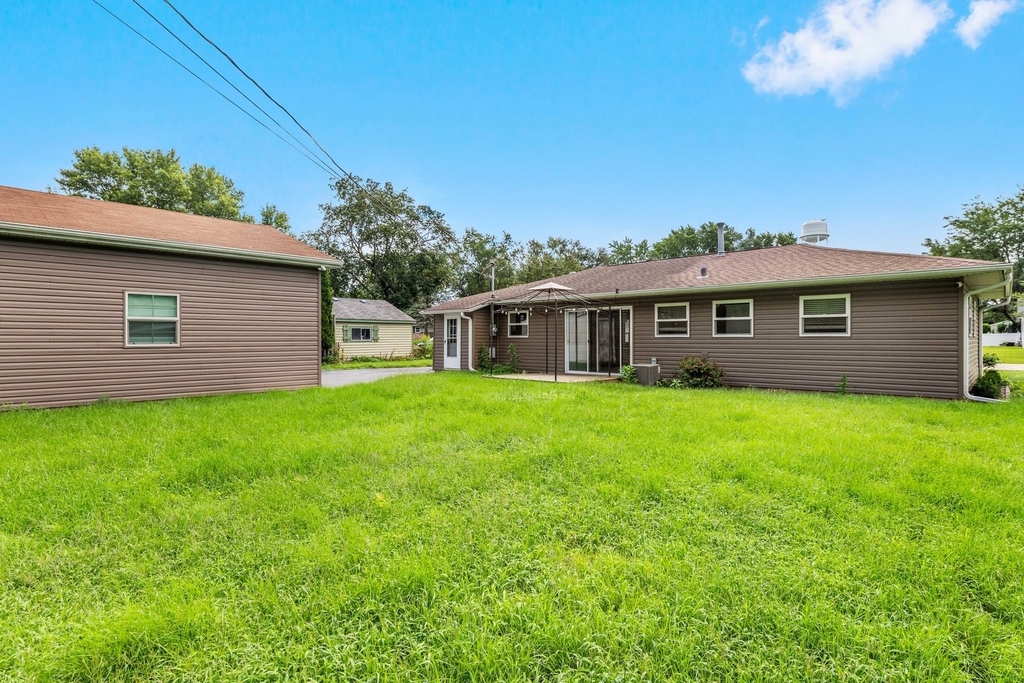 2302 Manor Lane - Photo 24
