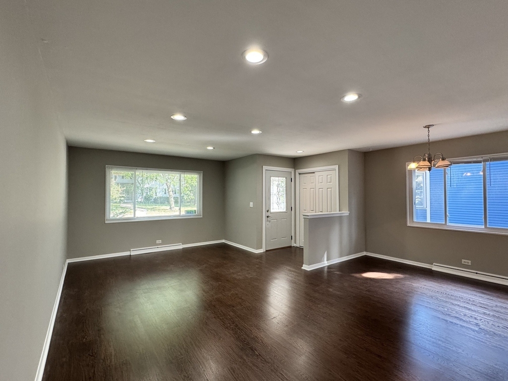 205 W Euclid Avenue - Photo 2