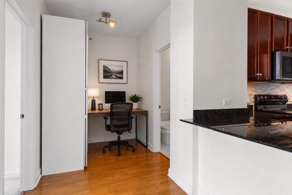 100 E 14th Street - Photo 7