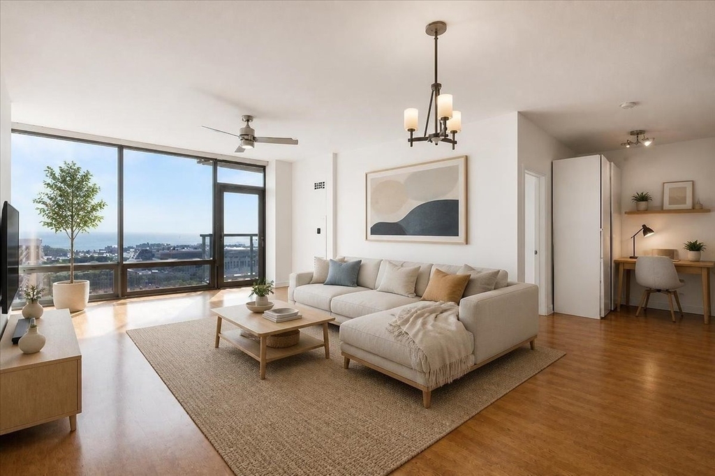 100 E 14th Street - Photo 4