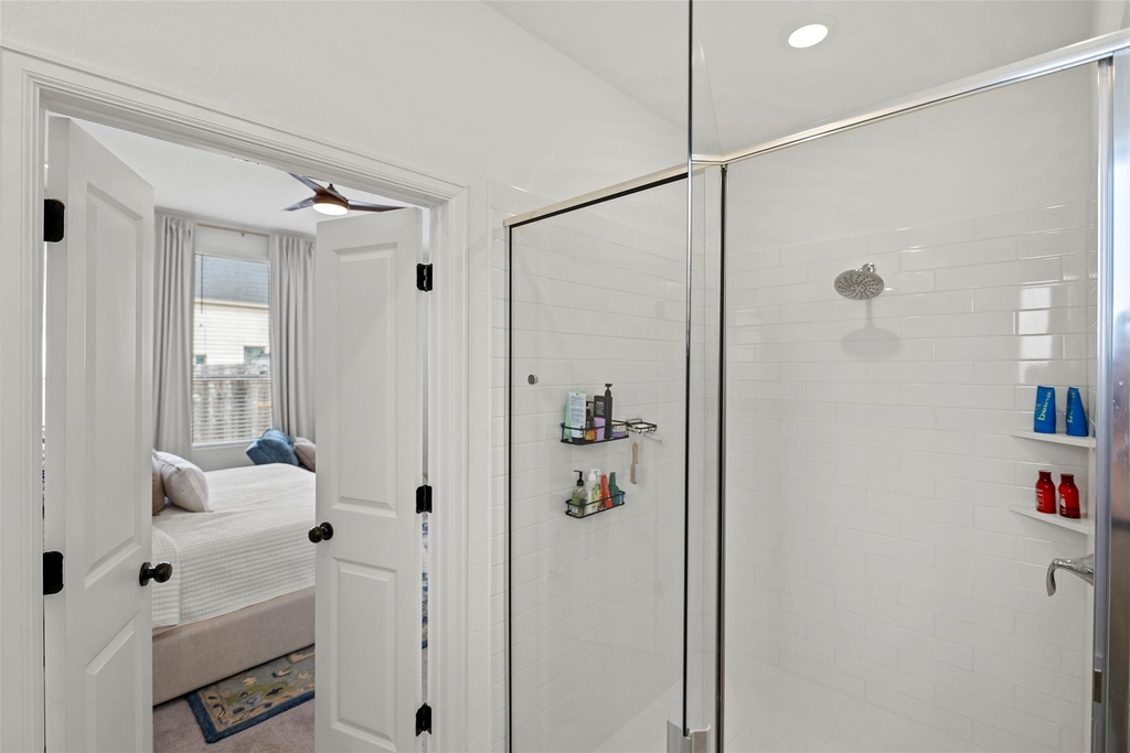 29003 Spicewood Valley Drive - Photo 16
