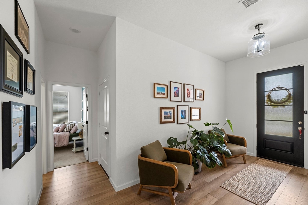 29003 Spicewood Valley Drive - Photo 4