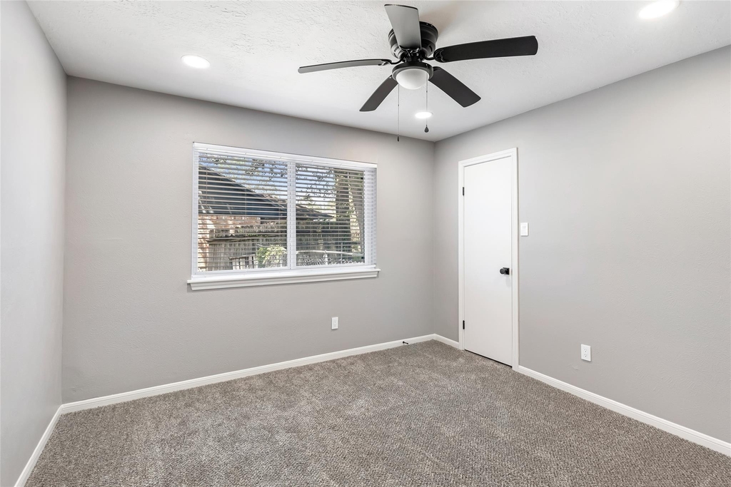 24610 Green Moss Drive - Photo 31
