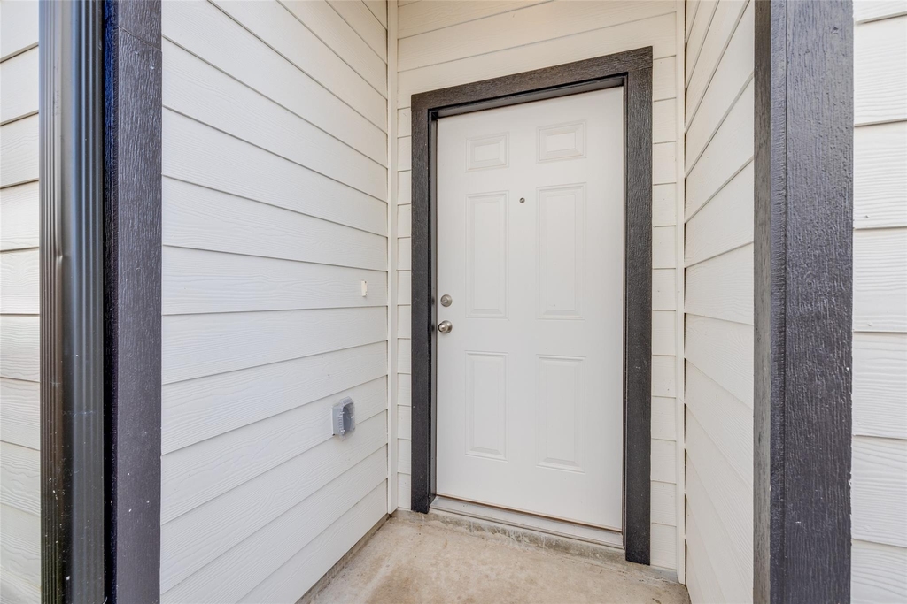 1539 Revolution Way - Photo 1