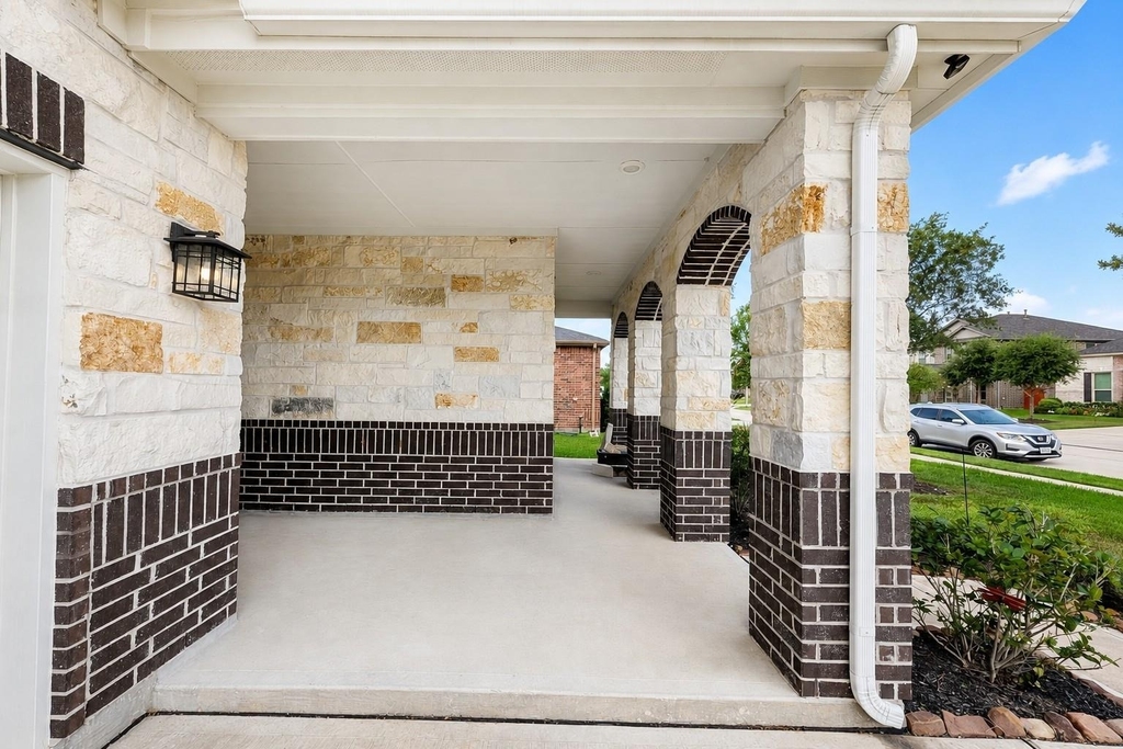 10719 Hidden Arrow Court - Photo 18