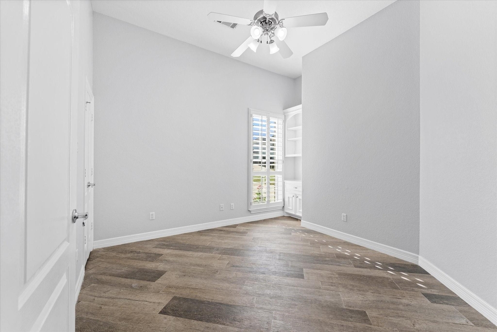 98 Victoria Drive W - Photo 27