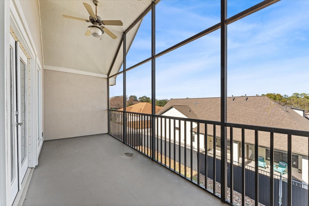 98 Victoria Drive W - Photo 38