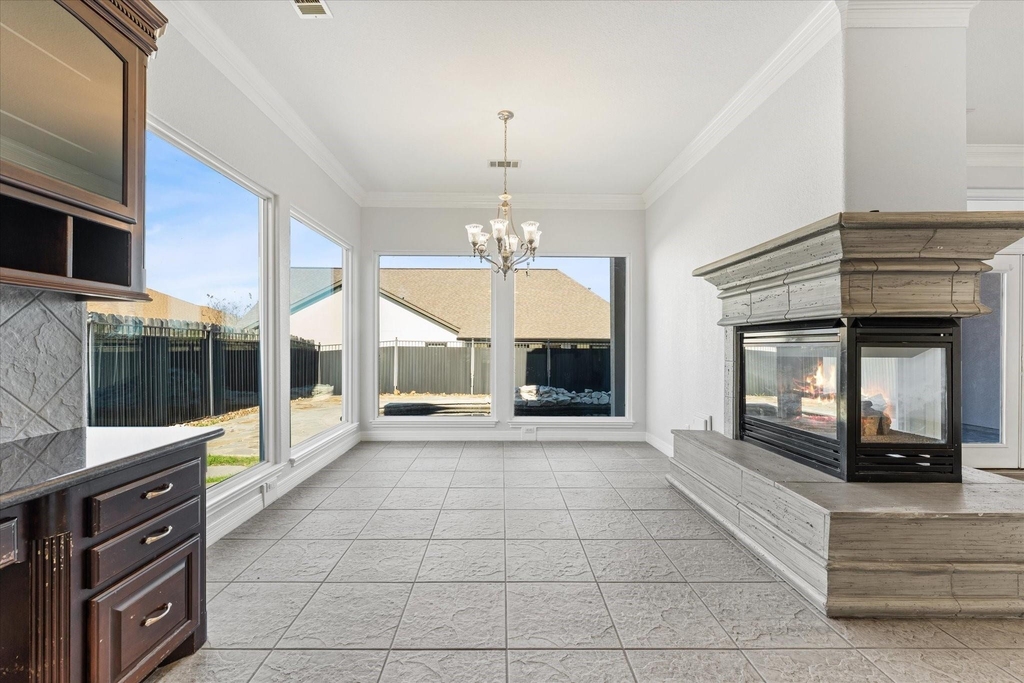 98 Victoria Drive W - Photo 10