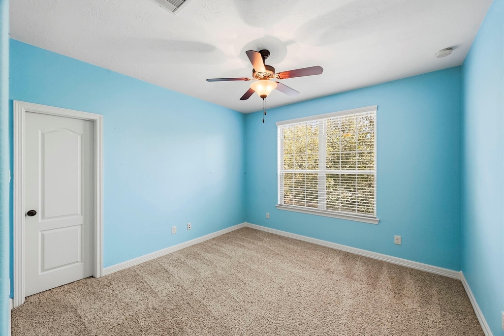 27730 Dalton Bluff Court - Photo 15