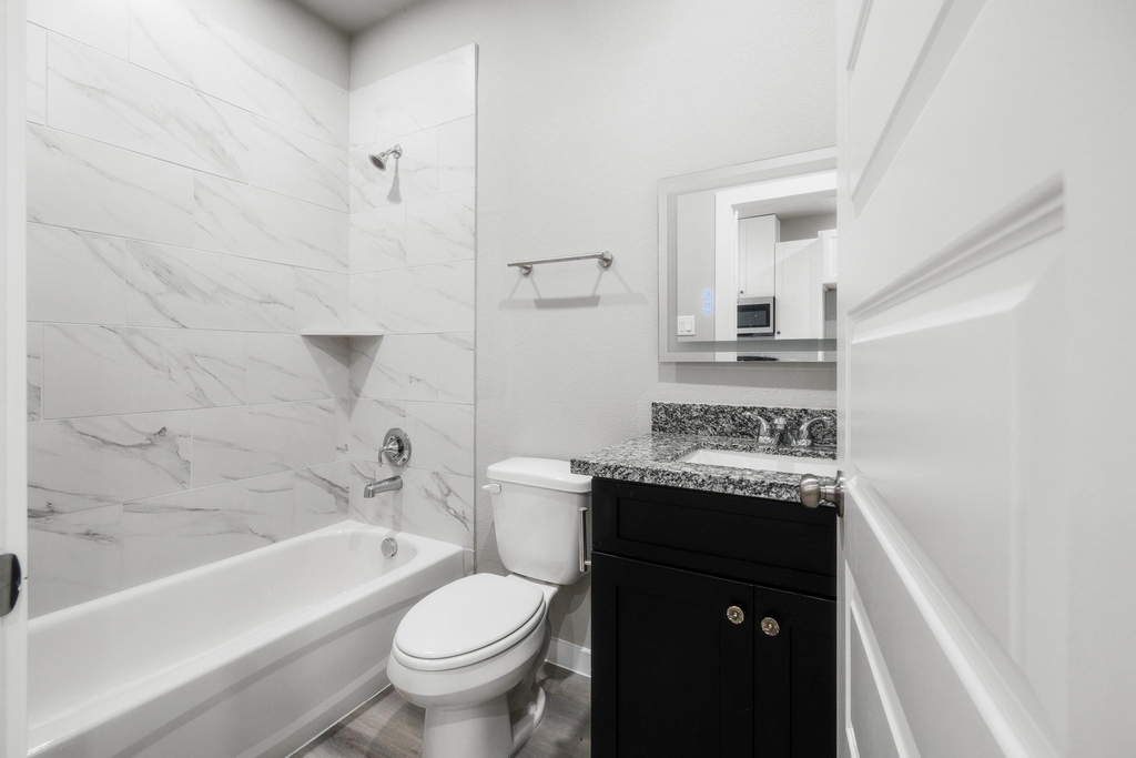 8153 Tate Street - Photo 5
