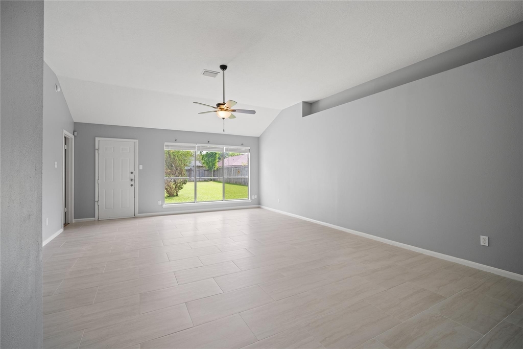 23418 Summer Pine Drive - Photo 8
