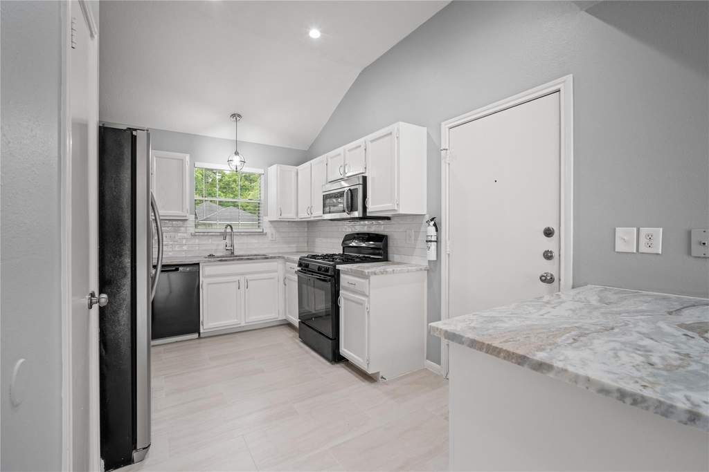 23418 Summer Pine Drive - Photo 5