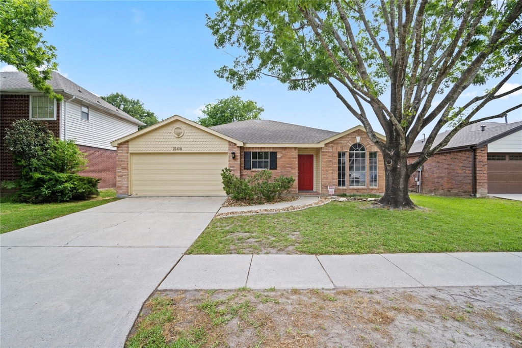 23418 Summer Pine Drive - Photo 0