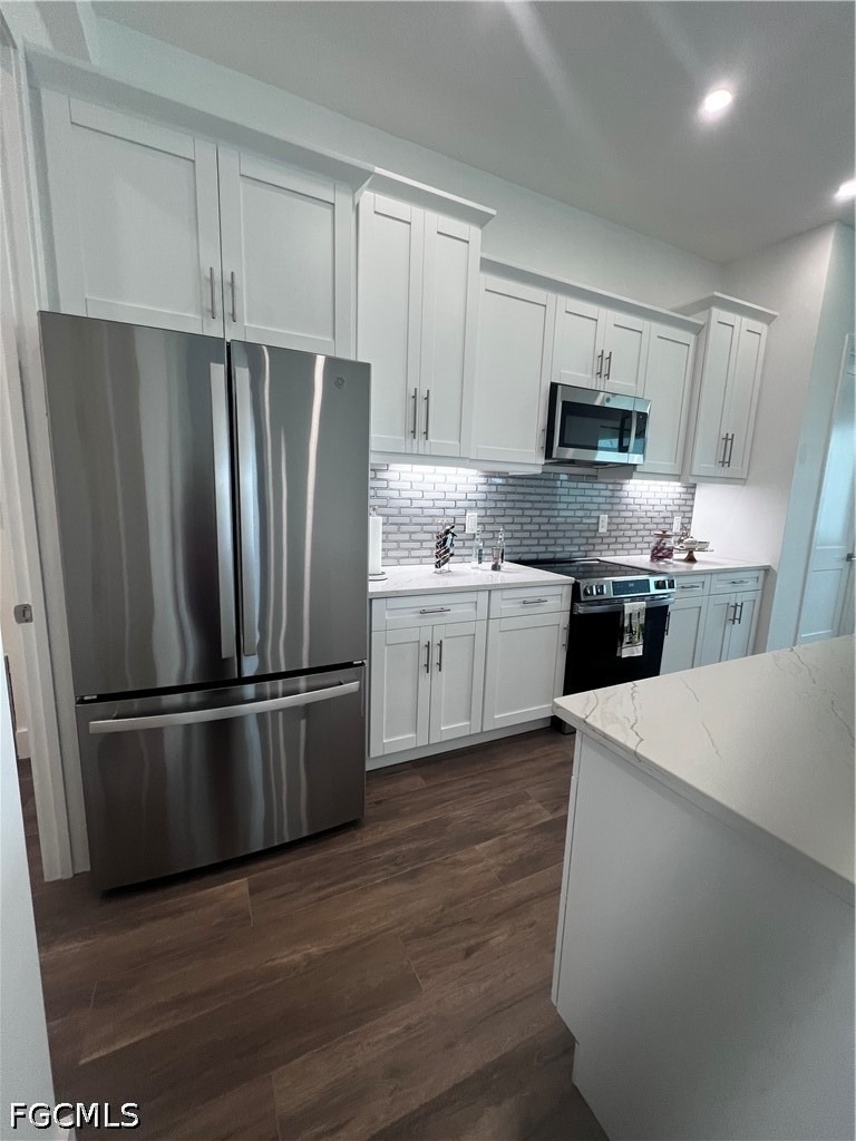 2803 44th Street Sw - Photo 1