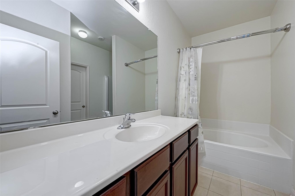 1306 Diamond Drape Drive - Photo 16