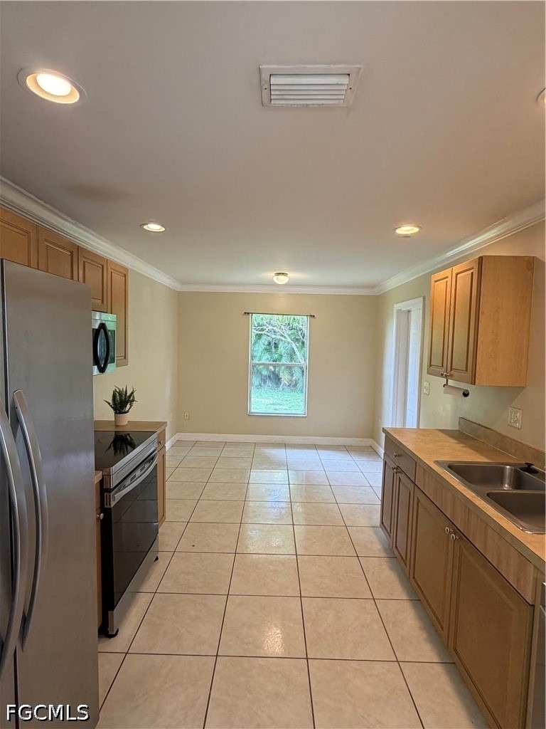 409 Candlewick Circle E - Photo 2