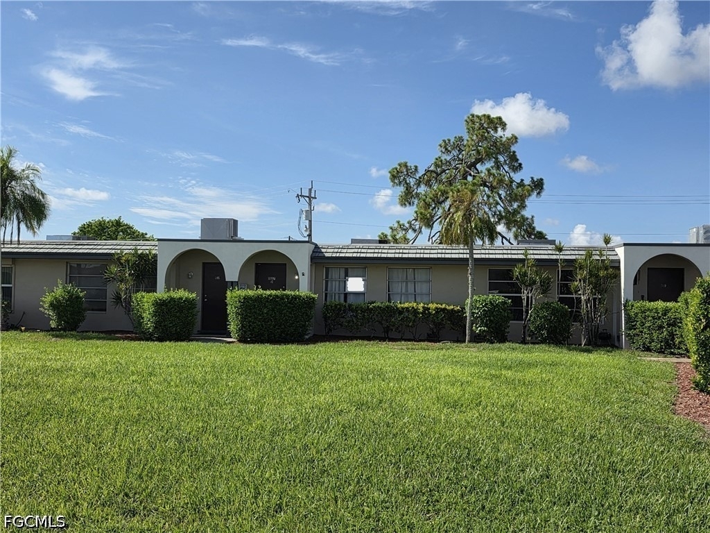 1107 S Loop Boulevard - Photo 1