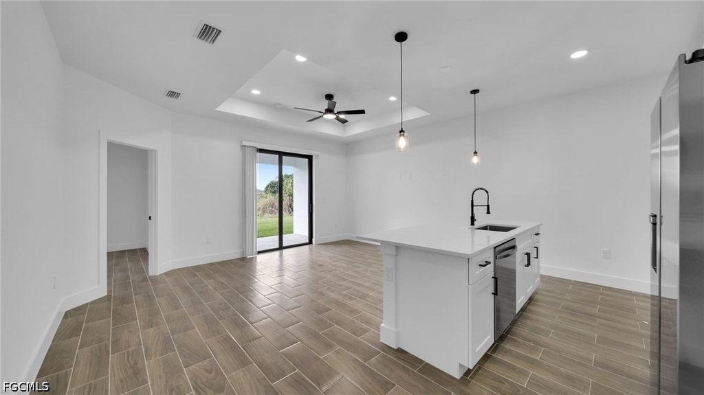 330 Gordon Avenue S - Photo 3