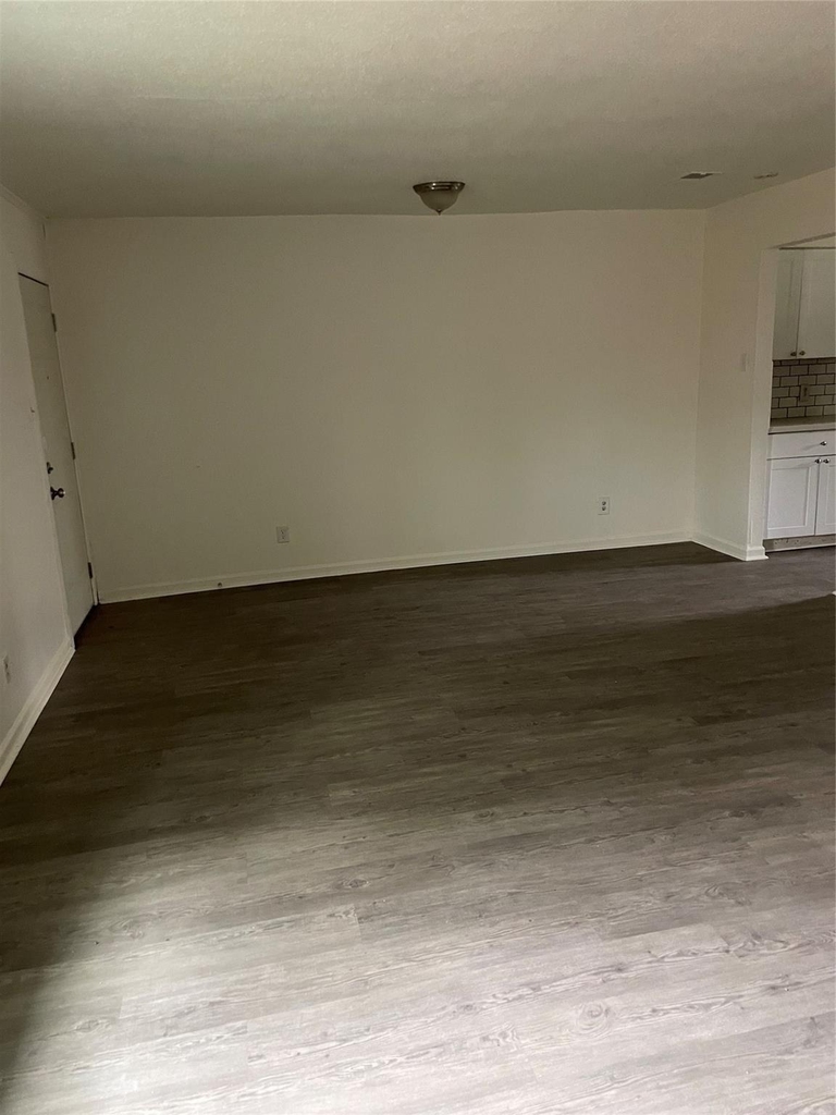 9322 Nyssa Street - Photo 2