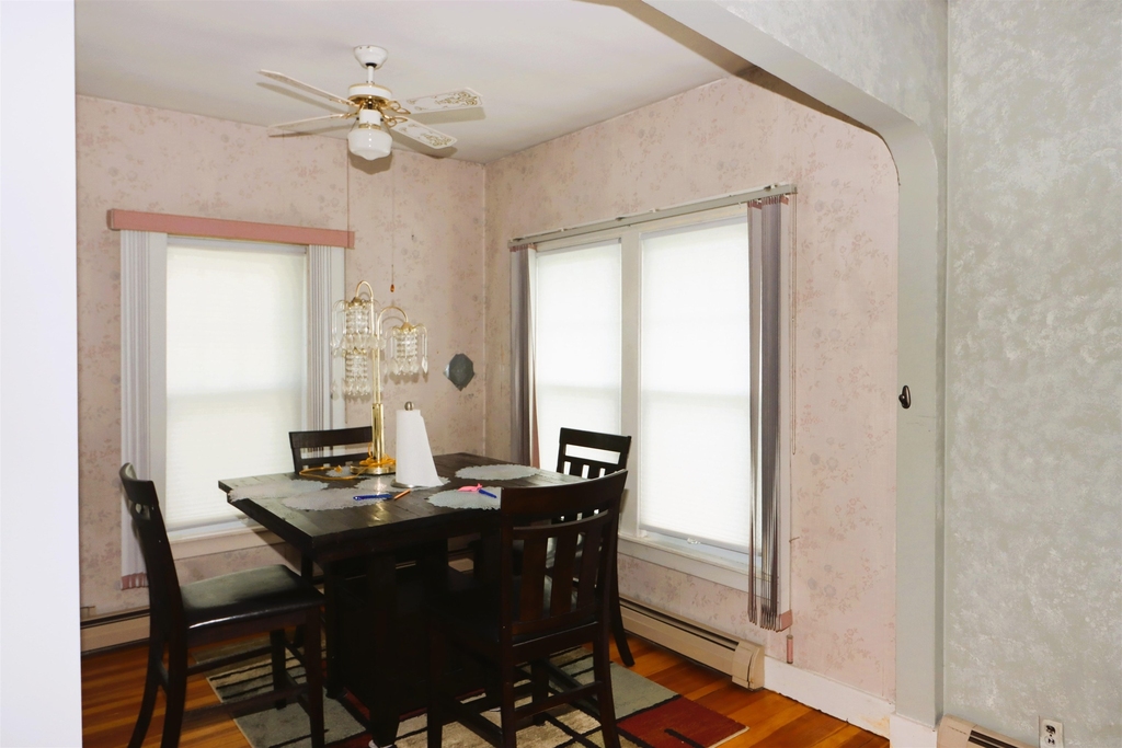 429 Main - Photo 6