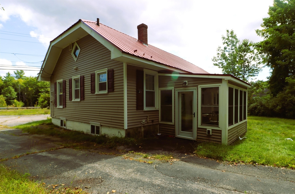 429 Main - Photo 1