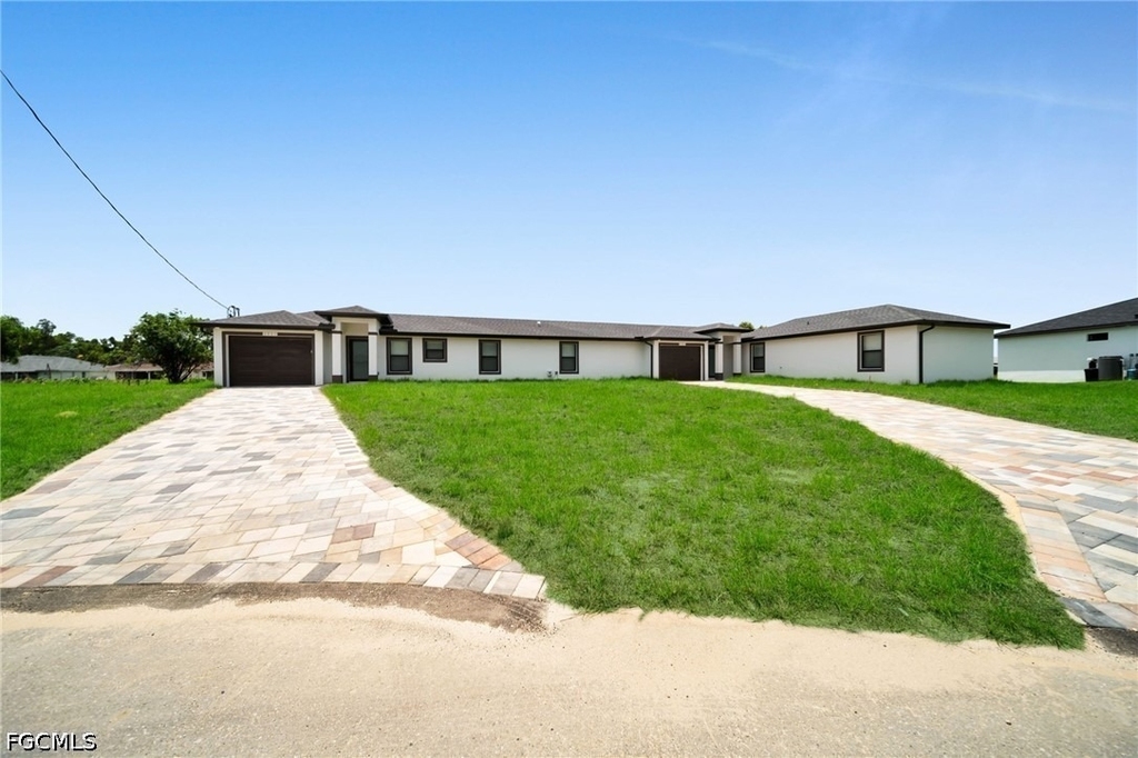 4987 Fairway Ct - Photo 0