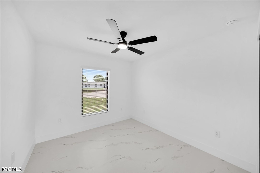 4985 Fairway Ct - Photo 7