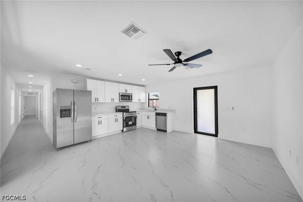 4984 Fairway Court - Photo 3
