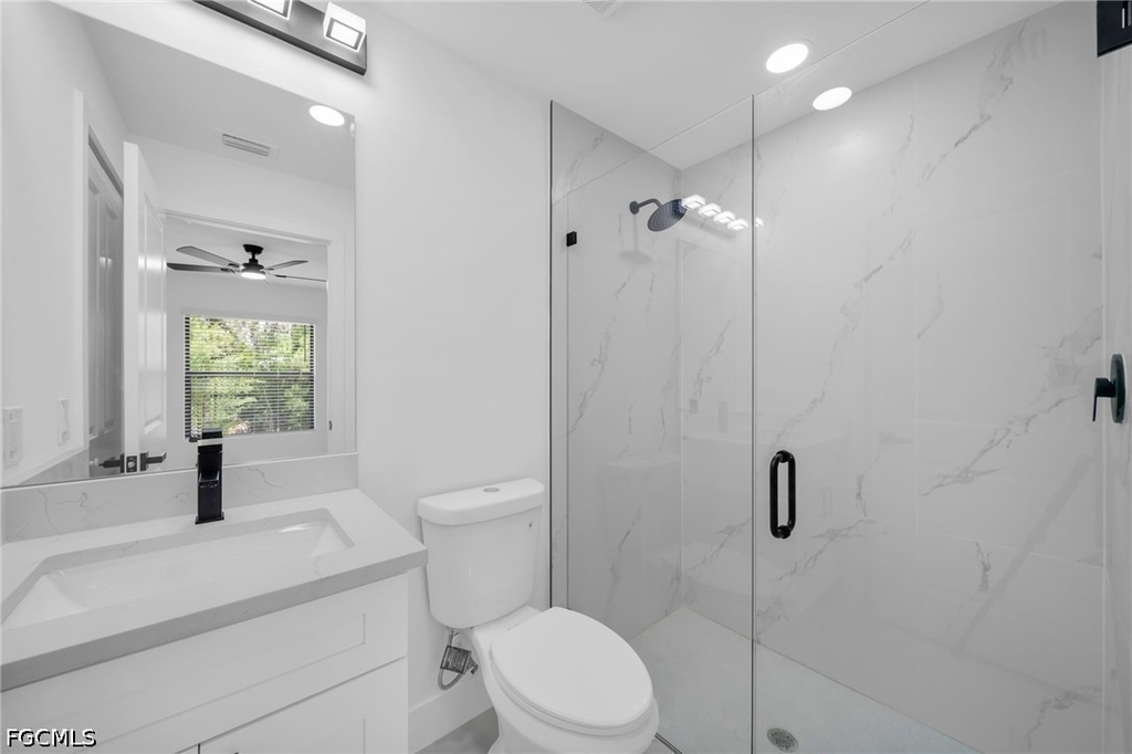 4984 Fairway Court - Photo 14