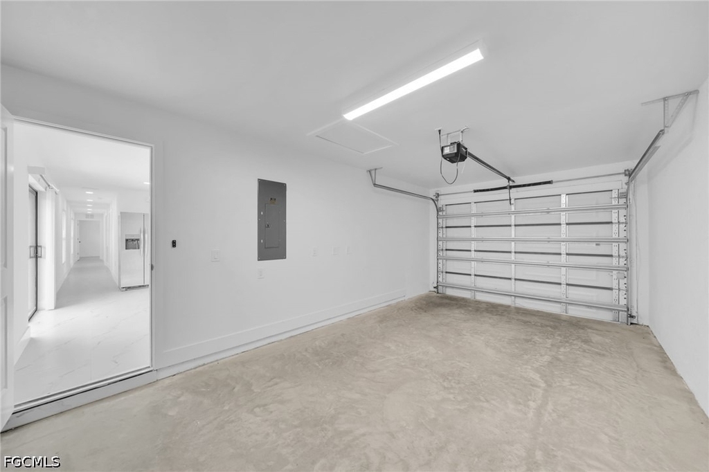 4984 Fairway Court - Photo 18