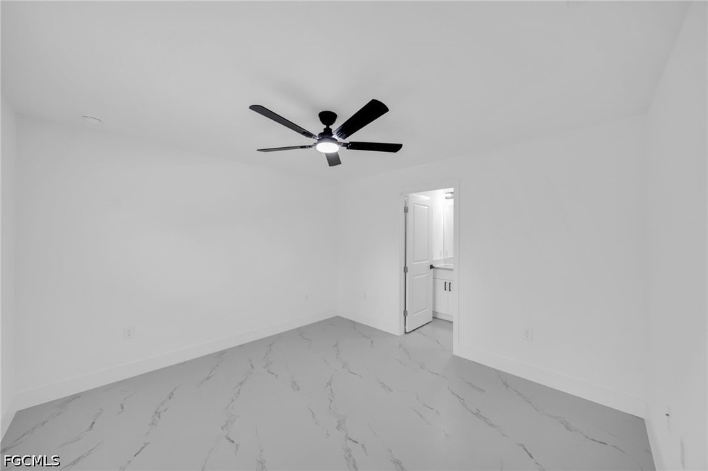 4984 Fairway Court - Photo 12