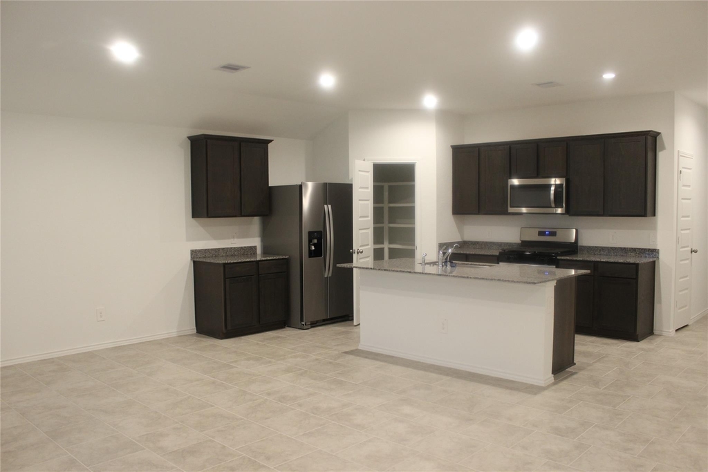 1142 Appaloosa Lane - Photo 2