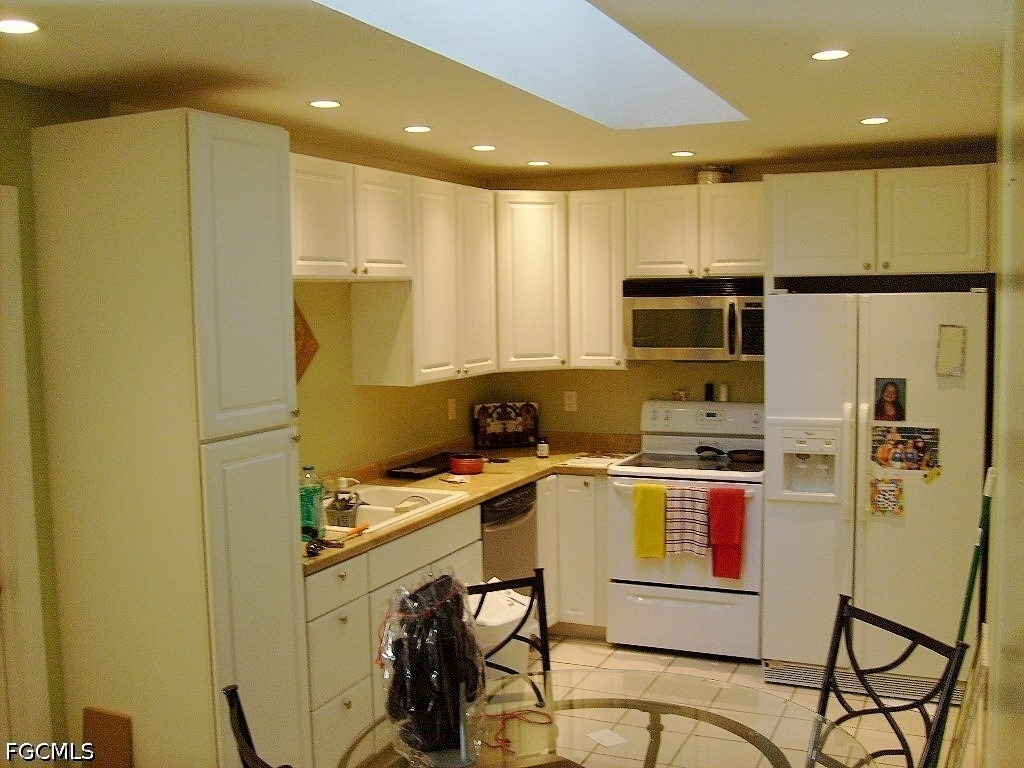 3834 Sw 16th Place - Photo 10