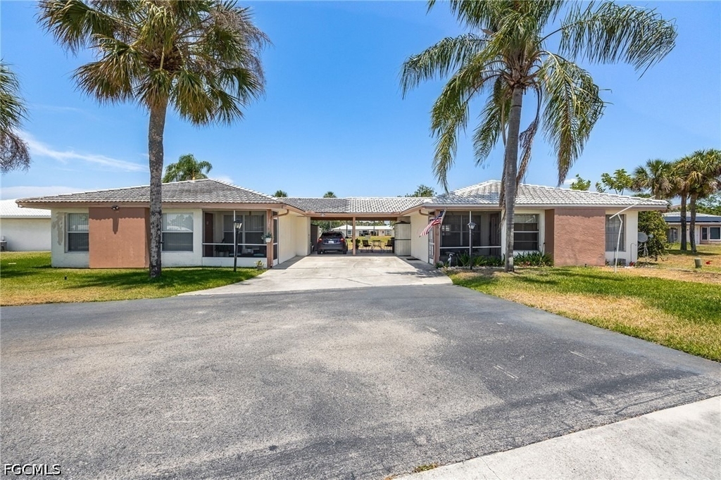 220 Oakmont Parkway - Photo 1