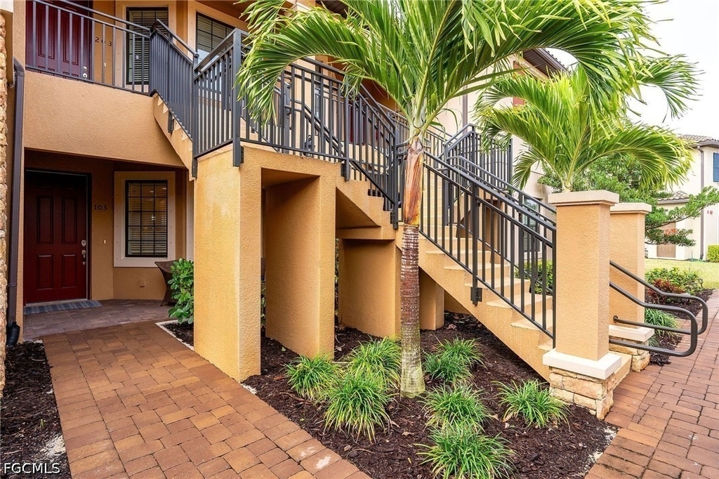 9389 Pocida Court - Photo 19
