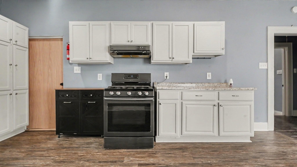 12 E Homan Street - Photo 7