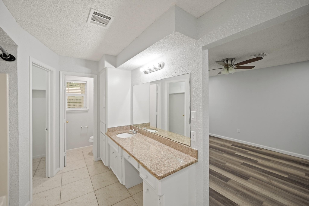 22202 Cimarron Parkway - Photo 13