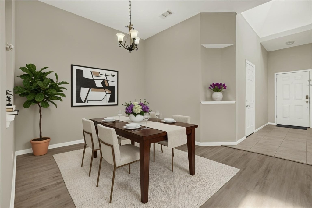 8123 Solara Bend - Photo 4