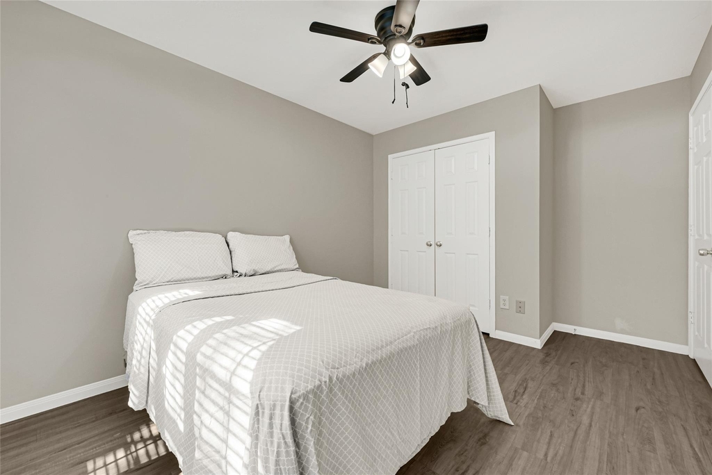 8123 Solara Bend - Photo 19