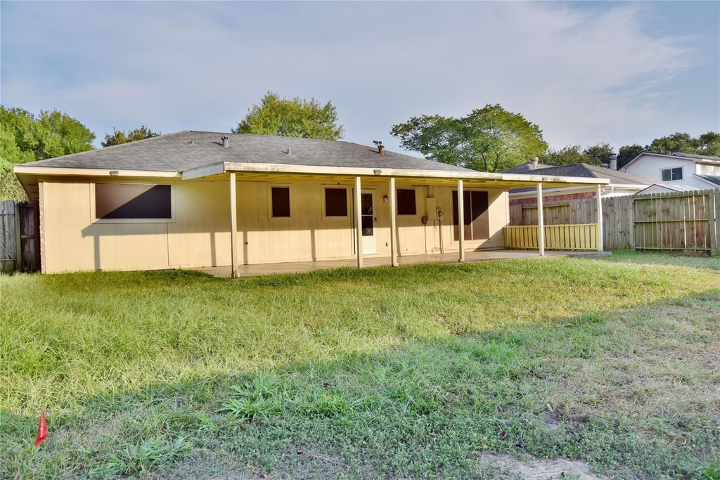 706 Leicester Lane - Photo 14
