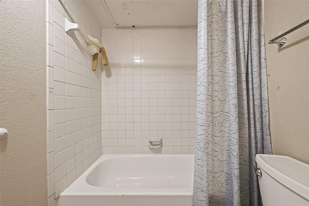 2120 Wilcrest Drive - Photo 21